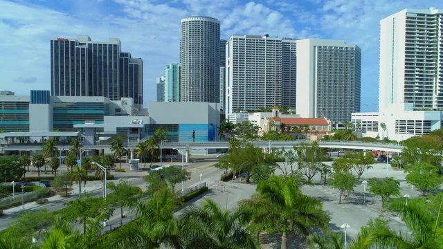 Aerial rising footage Miami Edgewater 4k 24p