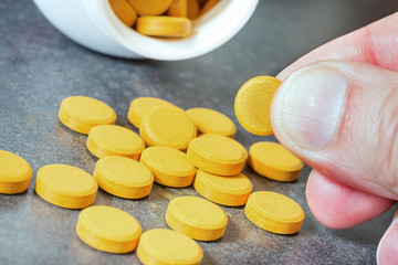 turmeric tablets, a natural food supplement with multiple virtues