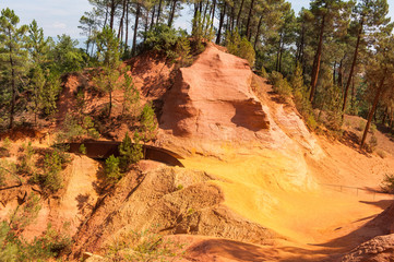 Ockersteinbruch bei Roussillon