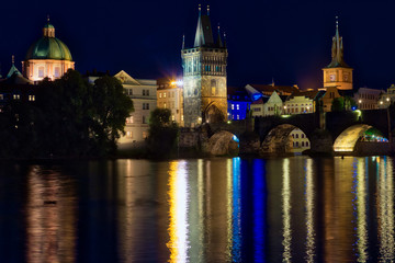 Fototapeta na wymiar night view of Charles Bridge in Prague