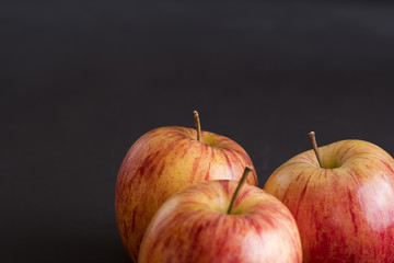 Red apples