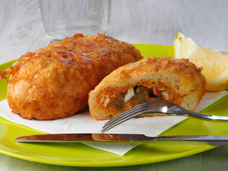 FRIED STUFFED SANDWICH	 - PANECILLO RELLENO FRITO CALLED PEPITO

Traditional Valencian Sandwich called Pepito.