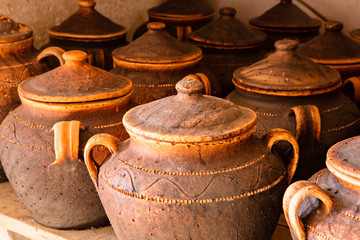 earthen vessels