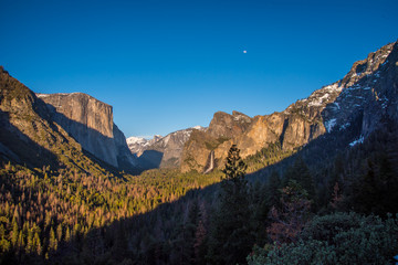 Tunnel View Moonlight Yosemite National Park 