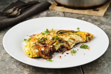 Omelett mit Pilzen - Omelette with mushrooms