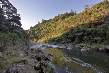 Fototapeta na wymiar Ohinemuri river flowing in the Coramandel ranges near Karangahake