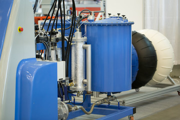 Equipment for the production of plasic details