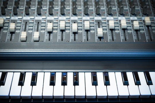 piano keys & sound mixer