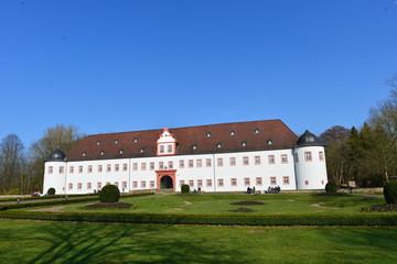 Fototapeta na wymiar Vorderes Schloss in Heusenstamm / Landkreis Offenbach 