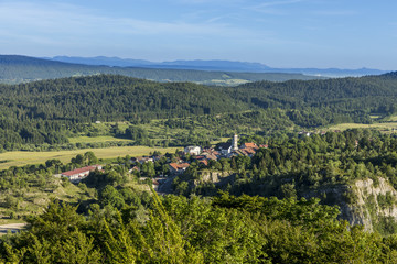 Fototapeta na wymiar view to village la chaux du Dombief in french Jura region