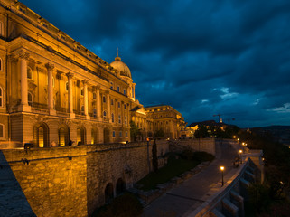 Fototapeta premium Scenic night scape of Buda Castle or Royal Palace, Budapest, Hungary