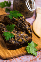 Mushroom caviar with vegetables