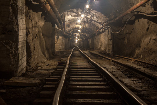 Underground railway for the export of ore from the mine