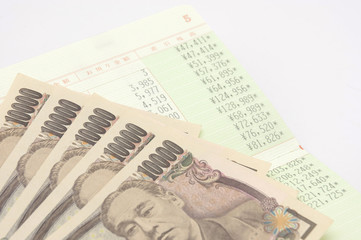 お金と通帳
