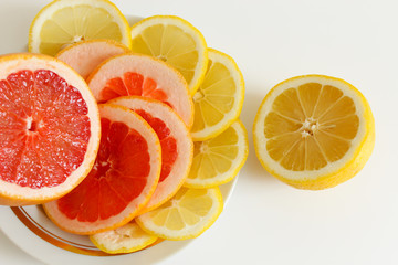 cut lemon and grapefruit