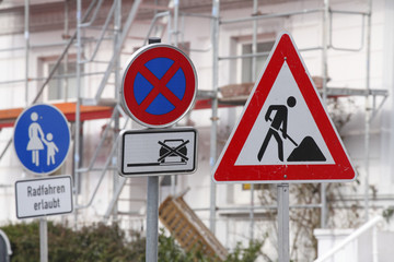 Verkehrsschild Absolutes Halteverbot