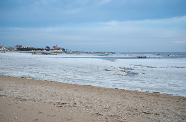 Vague de froid plage de Fouras Charente Maritime France
