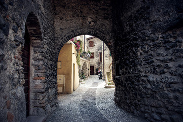 Fototapeta na wymiar Italian Alley