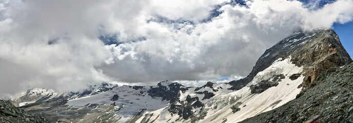 Obraz premium Unconventional look on Matterhorn peak