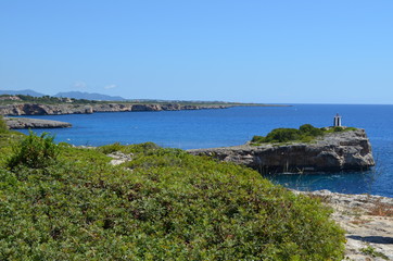 Skaliste wybrzeże Majorki