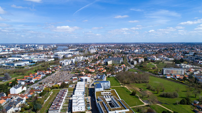 Photographie aérienne de la ville de Reze en Loire Atlantique