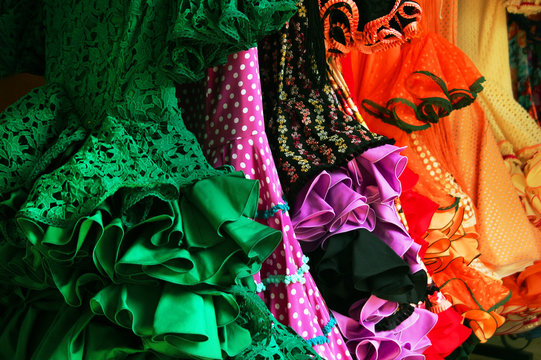Confecci&oacute;n de Moda Flamenca