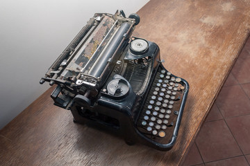 Retro Typewriter