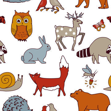Forest animals seamless pattern. Fox, bear, raccoon, owl, rabbit, firebug, and hedgehog on white background.