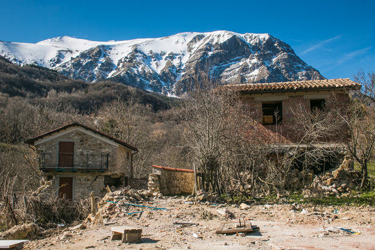 Pretare: piccolo borgo ai piedi del monte Vettore distrutto dal terremoto del centro Italia