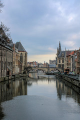 Fototapeta premium Ghent river with castle in background