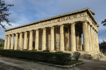 Obraz premium Temple of Herphaesus in the Ancient Agora in Athens, Greece.