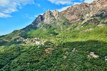 Corsica-village views Ota
