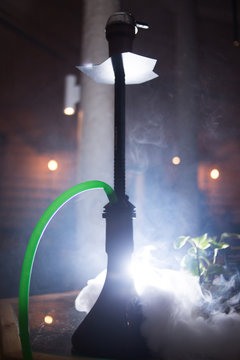 hookan in a nightclub