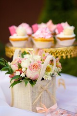 The composition is made by florists from fresh flowers.