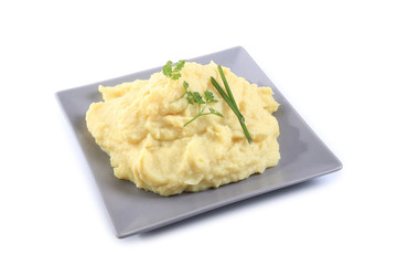 purée de pommes de terre sur fond blanc