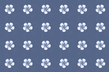 нежные светлые цветы на синем фоне