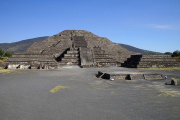 View of the pyramid of the Moon, Teotihuacan, Mexico