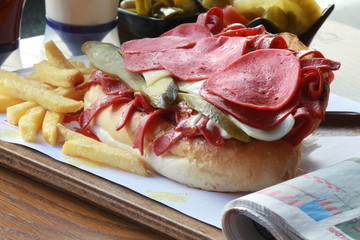  local food sausage bread between hamburger quick toast kumquat sausage sausage salam starving dinner restaurant