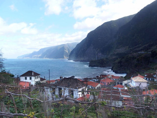 Madeira, Portugalia - północne wybrzeże, okolice Seixal © Iwona