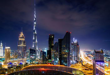 De skyline van het centrum van Dubai