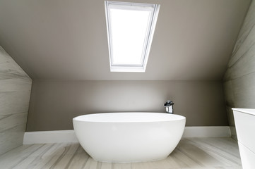 Naklejka na ściany i meble White freestanding bath