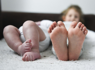 feet of young children