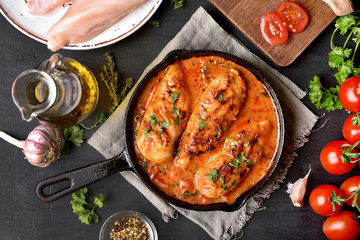 Chicken breast with tomato sauce - obrazy, fototapety, plakaty