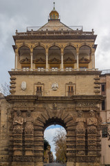 Fototapeta na wymiar Porta Nuova in Palermo, Sicily
