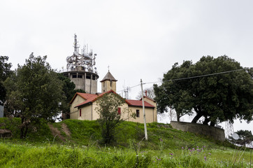 impianti di telecomunicazione su torre in cemento