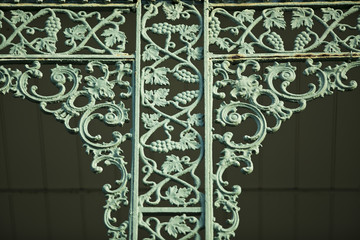 new orleans wrought iron french quarter balcony