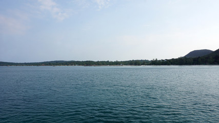 tropical bay of ko rong samloem