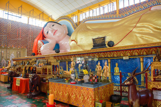 Wat Chaiyamangalaram, Thai temple with sleeping Buddha in Penang, Malaysia