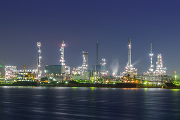 Fototapeta na wymiar Oil refiner with night scene