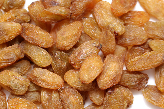 Raisins isolated on white background, abjosh